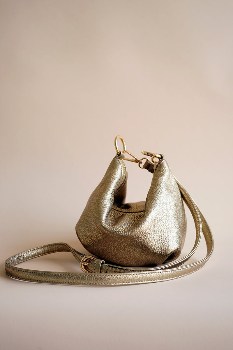 teardrop  | vintage gold evening bag