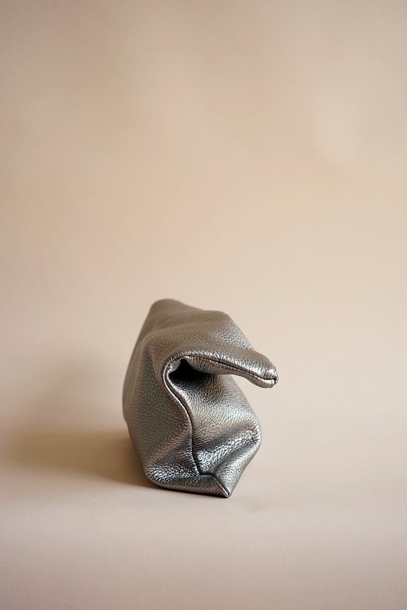 Titanium Shimmer | clutch
