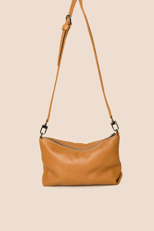 Sista Crossbody| classic tan