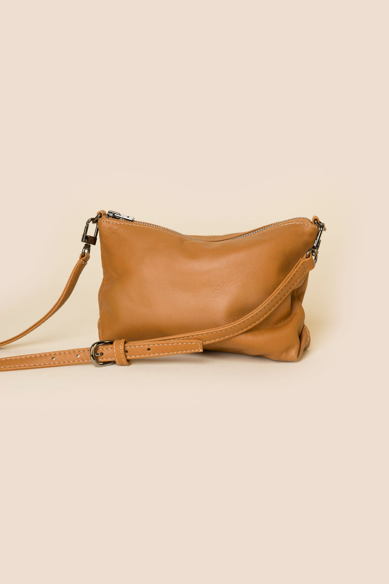 Sista Crossbody| classic tan